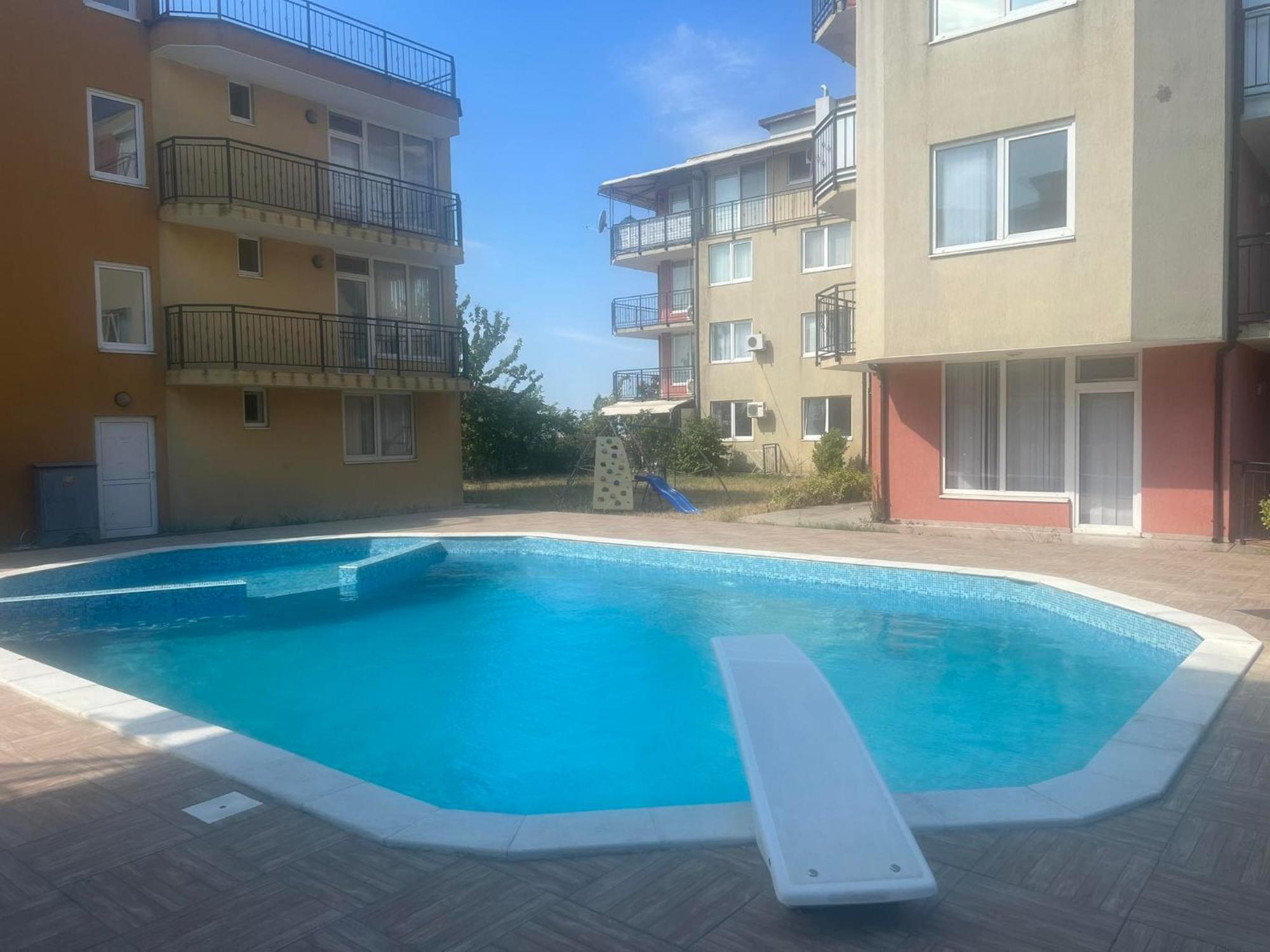 Apartamento Апартамент Вива Sveti Vlas Exterior foto